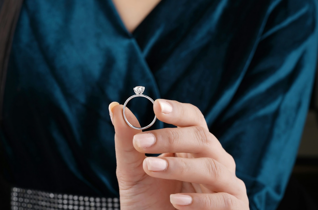 When to Take Off Your Engagement Ring